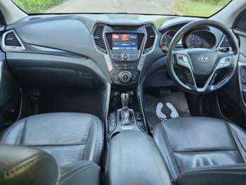 Used Hyundai Santa Fe 2016 for sale - 74599090: Photo