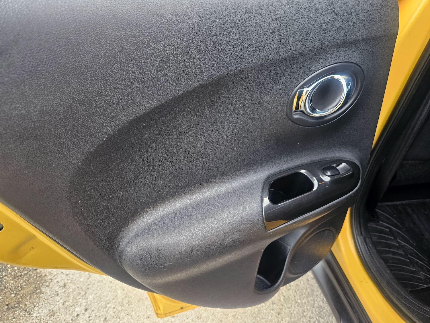 Used Nissan Juke 2014 for sale - 76042963: Photo 28