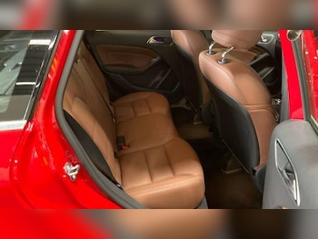Used Mercedes-Benz B Class 2018 for sale - 78834079: Photo