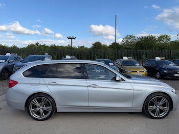 Used BMW 3 Series 2016 for sale - 78562352: Photo