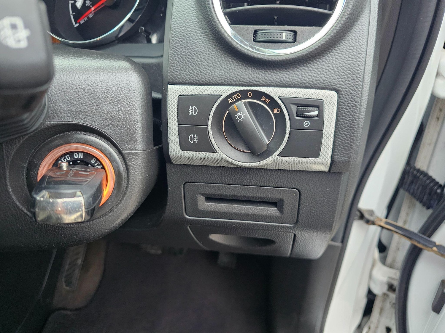 Used Vauxhall Antara 2013 for sale - 77156115: Photo 20