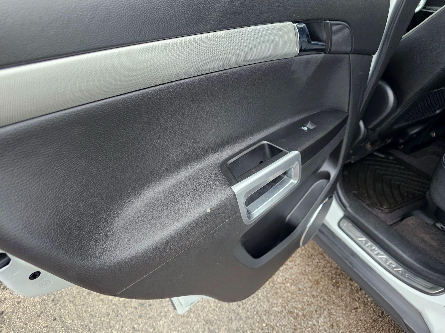 Used Vauxhall Antara 2013 for sale - 77156115: Photo 26