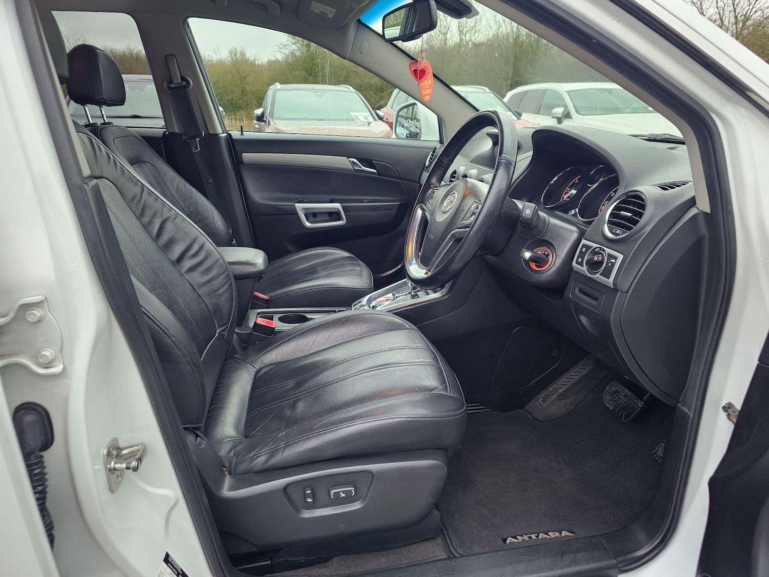 Used Vauxhall Antara 2013 for sale - 77156115: Photo 6