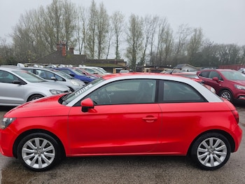 Used Audi A1 2011 for sale - 76572620: Photo