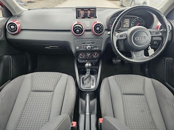 Used Audi A1 2011 for sale - 76572620: Photo