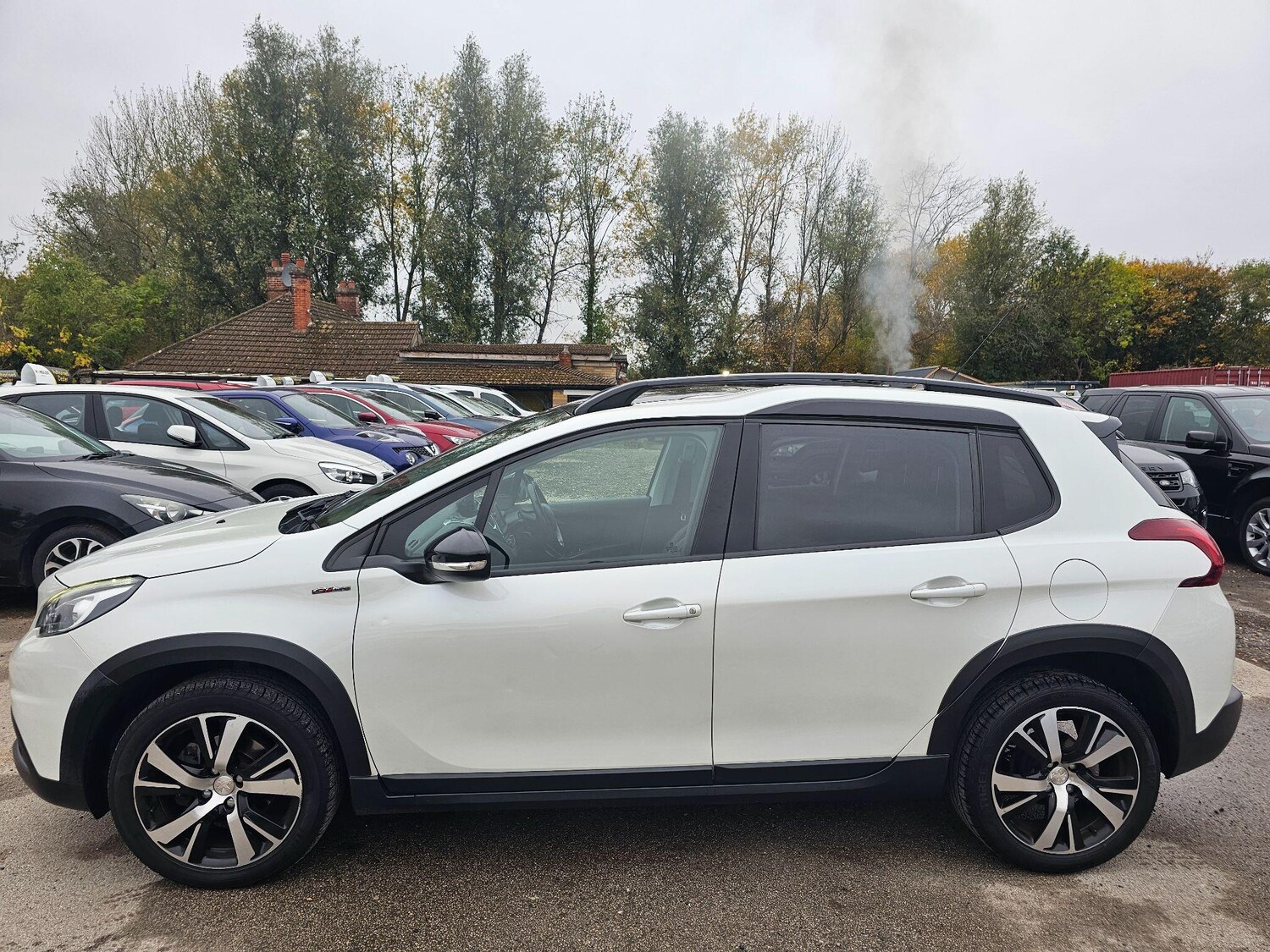 Used Peugeot 2008 2016 for sale - 76270383: Photo 1