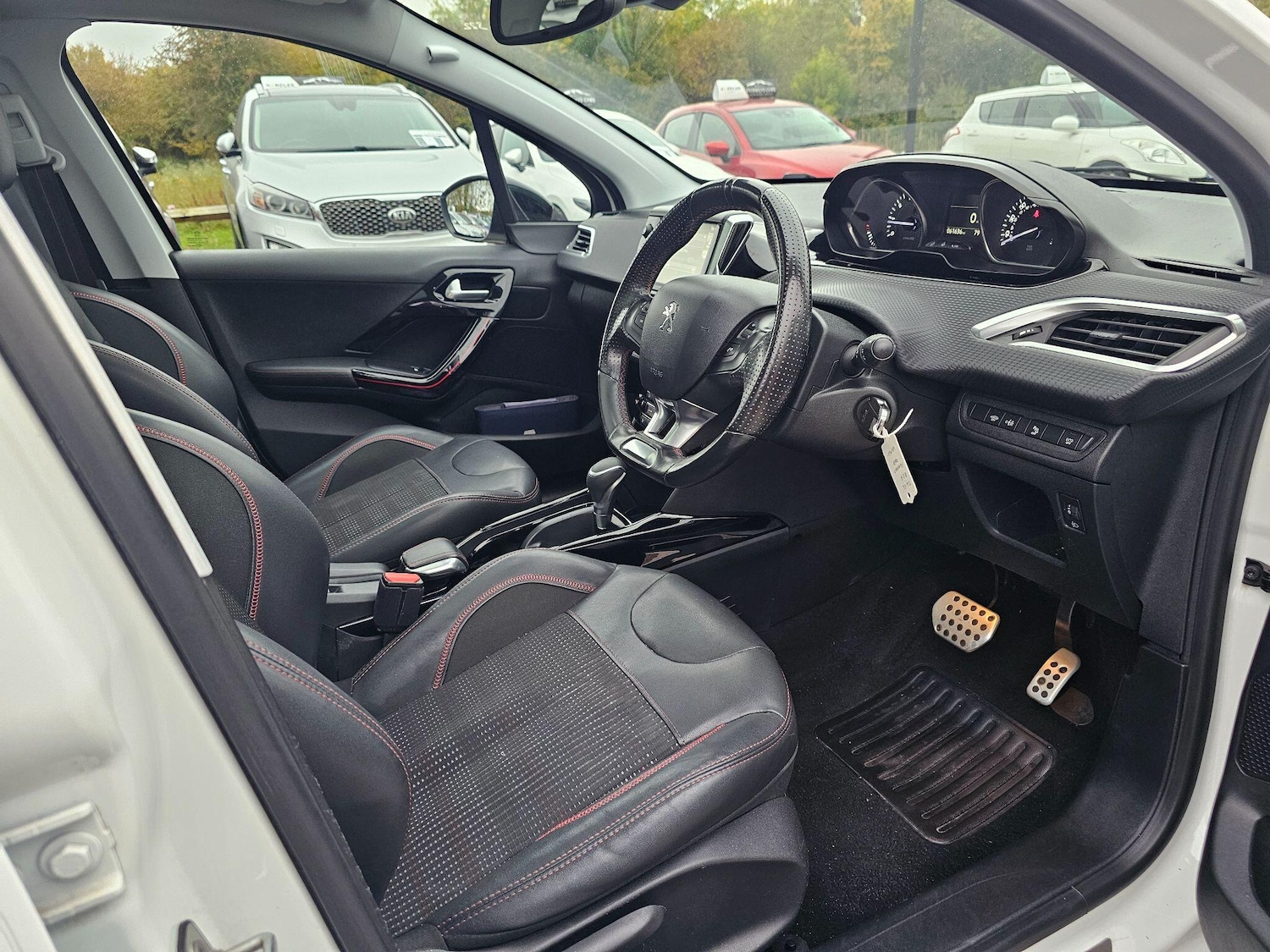 Used Peugeot 2008 2016 for sale - 76270383: Photo 18