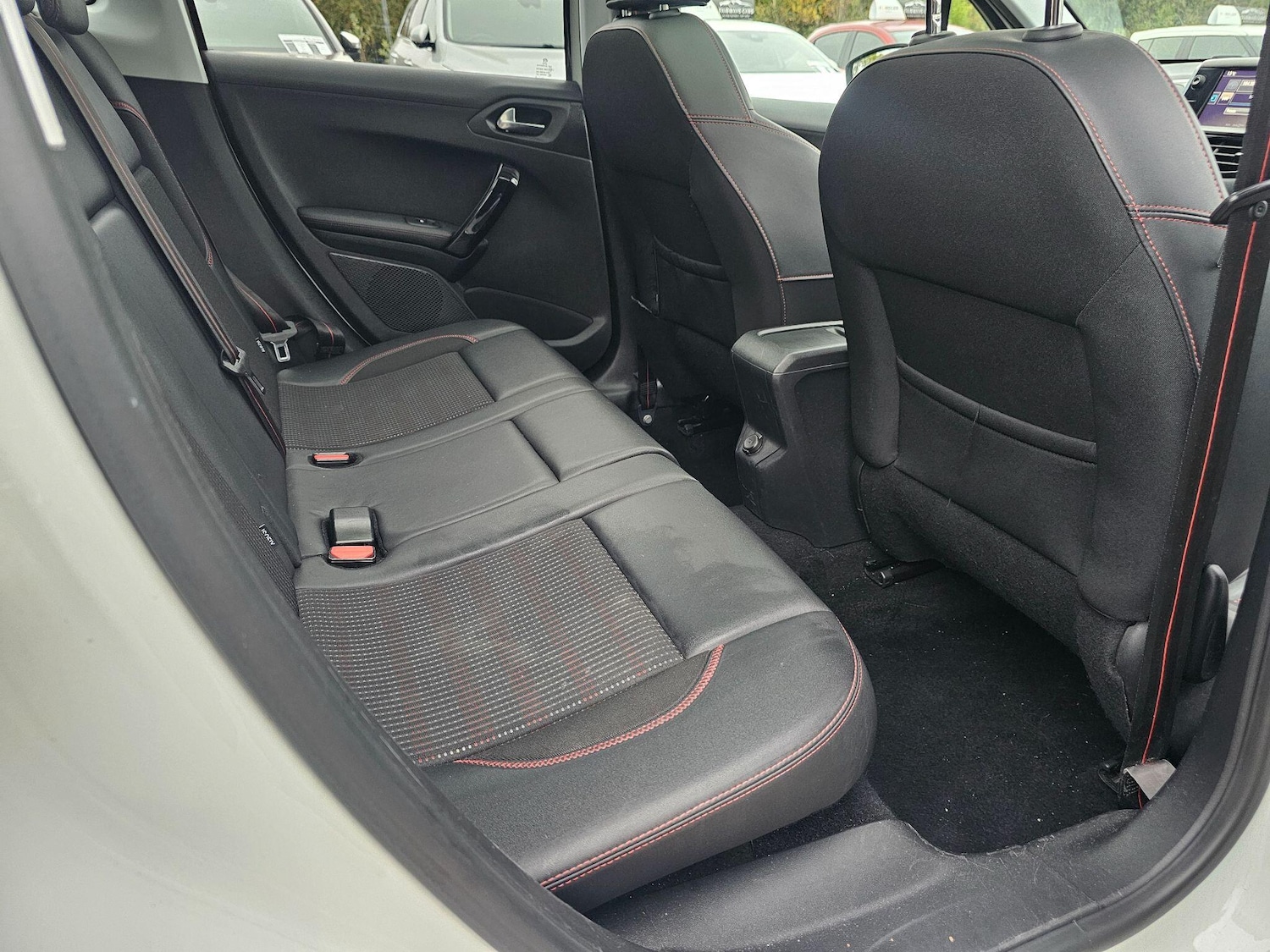 Used Peugeot 2008 2016 for sale - 76270383: Photo 20