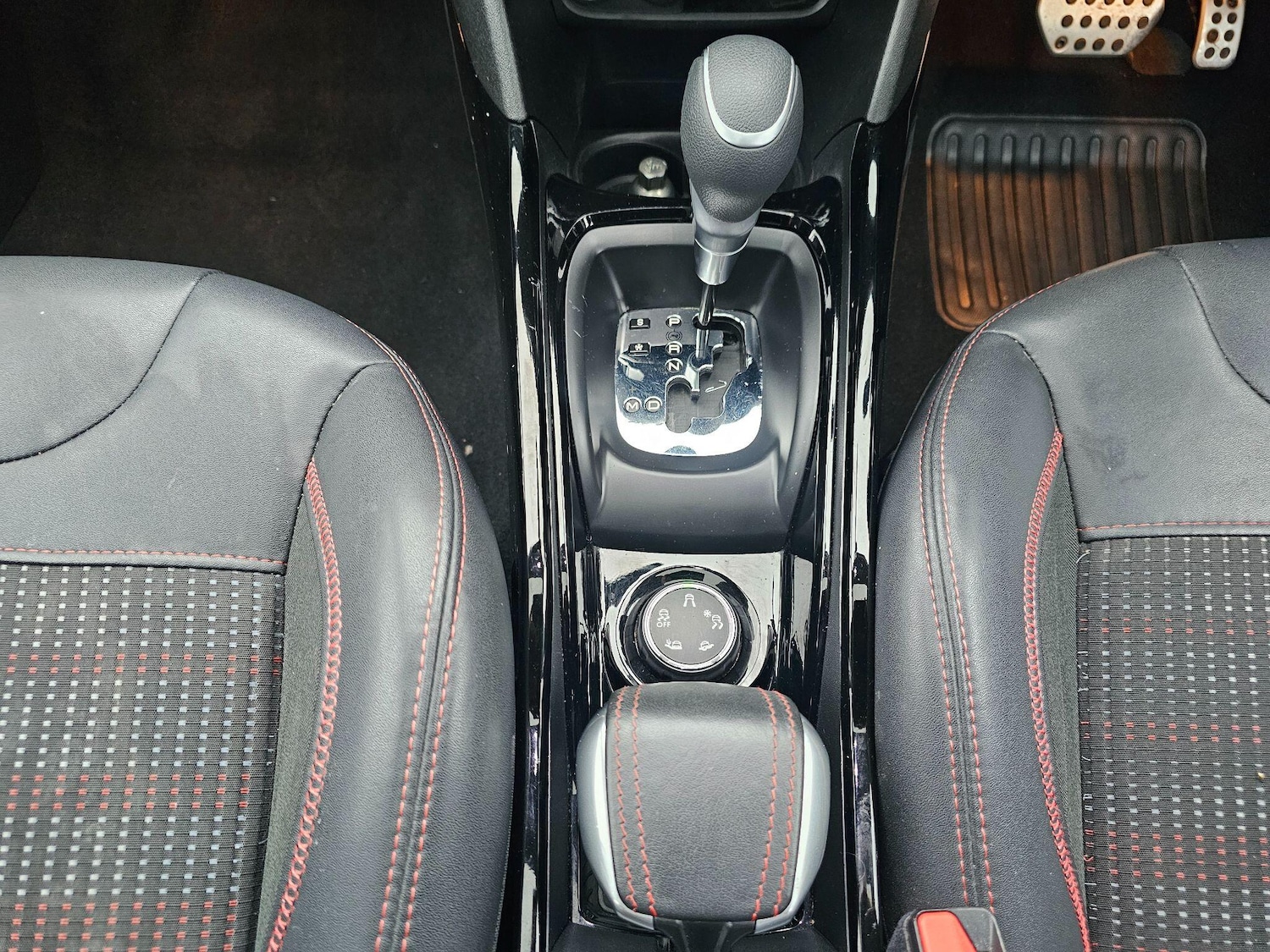 Used Peugeot 2008 2016 for sale - 76270383: Photo 27