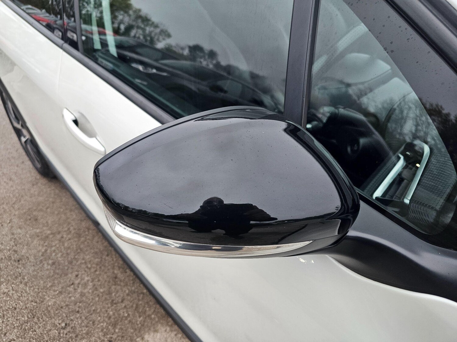 Used Peugeot 2008 2016 for sale - 76270383: Photo 29