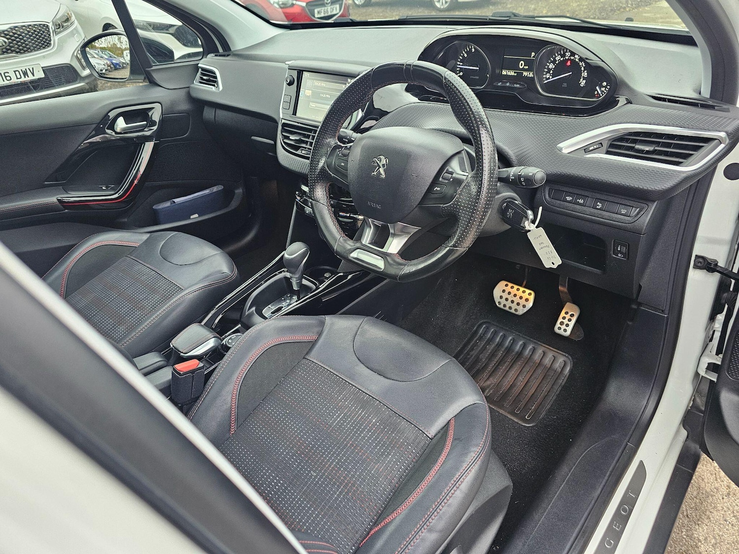 Used Peugeot 2008 2016 for sale - 76270383: Photo 3