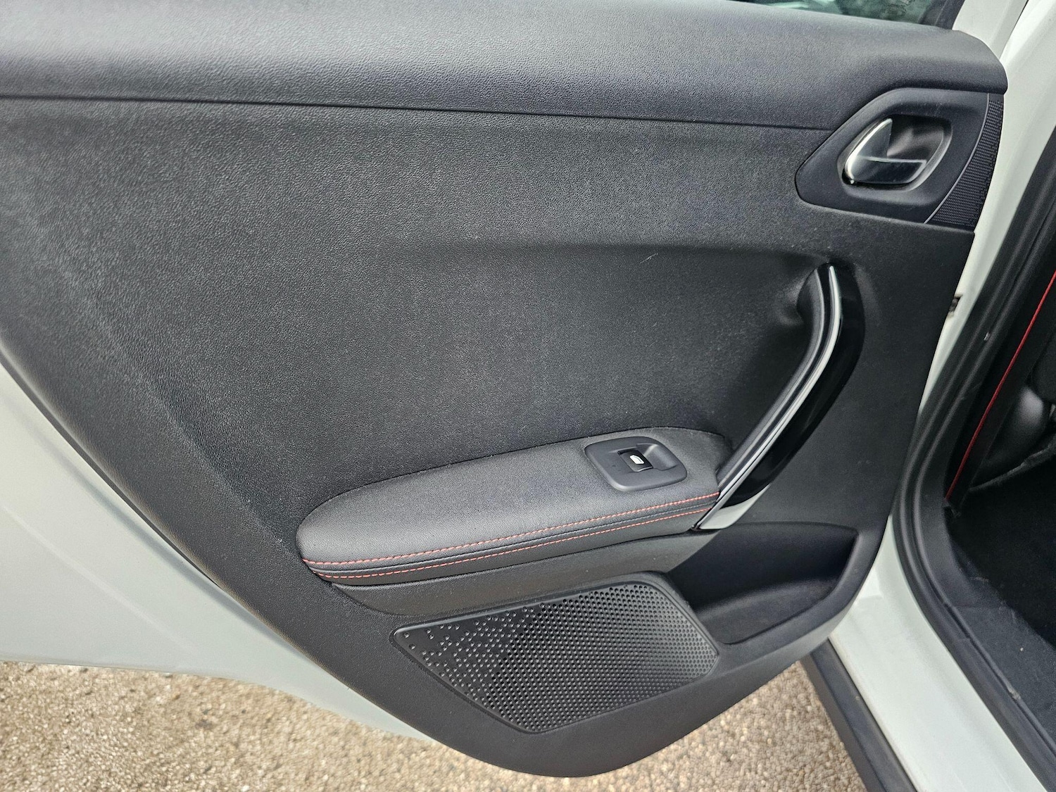 Used Peugeot 2008 2016 for sale - 76270383: Photo 31