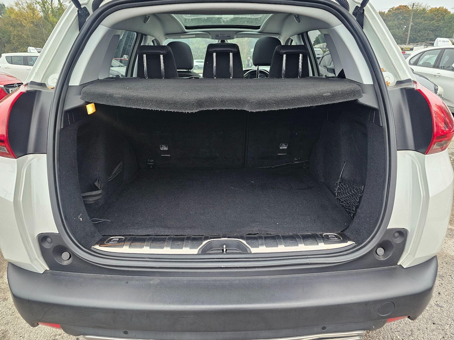 Used Peugeot 2008 2016 for sale - 76270383: Photo 39