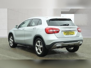 Used Mercedes-Benz GLA 2018 for sale - 78573604: Photo