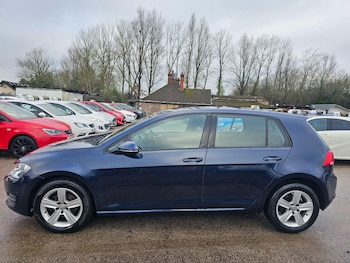 Used Volkswagen Golf 2015 for sale - 77425224: Photo