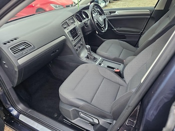 Used Volkswagen Golf 2015 for sale - 77425224: Photo