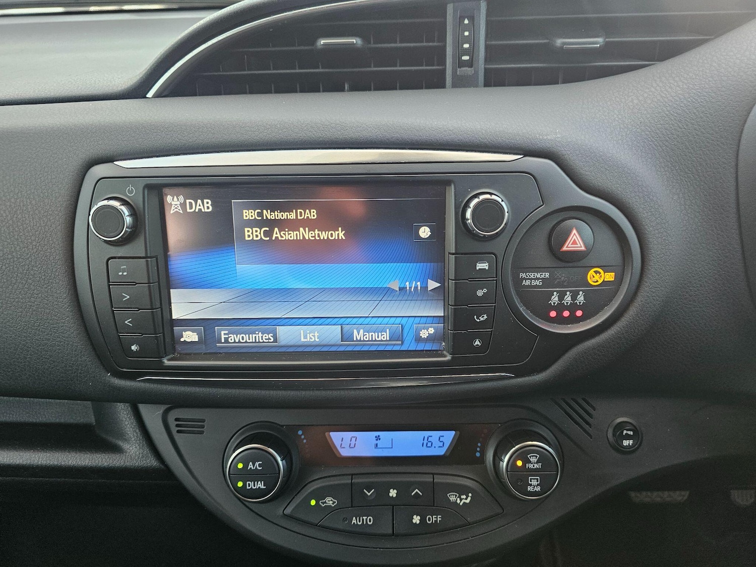Used Toyota Yaris 2014 for sale - 76336180: Photo 17