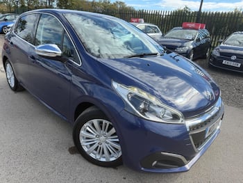 Used Peugeot 208 2017 for sale - 79808631: Photo