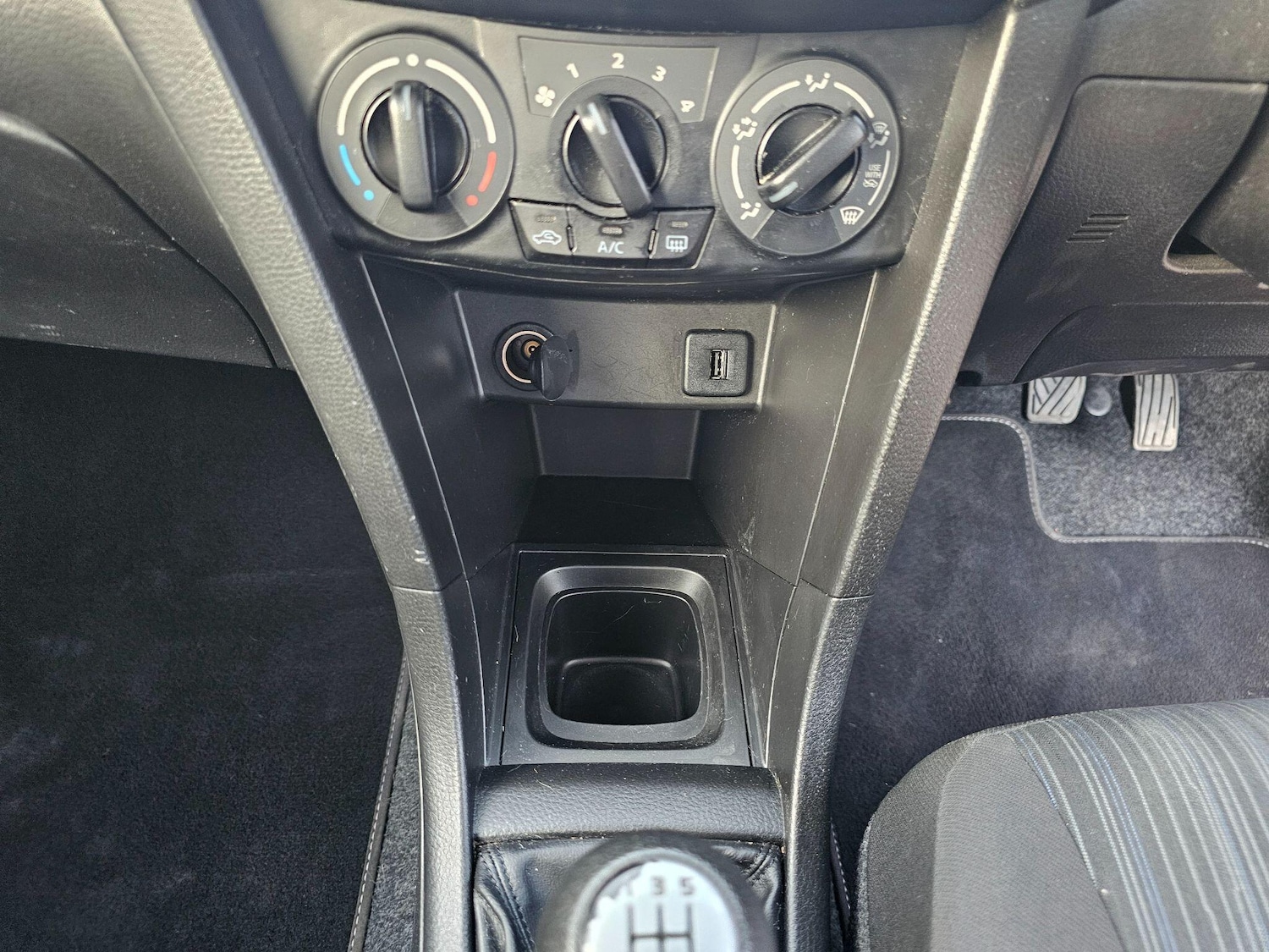 Used Suzuki Swift for sale - 77958570: Photo 15