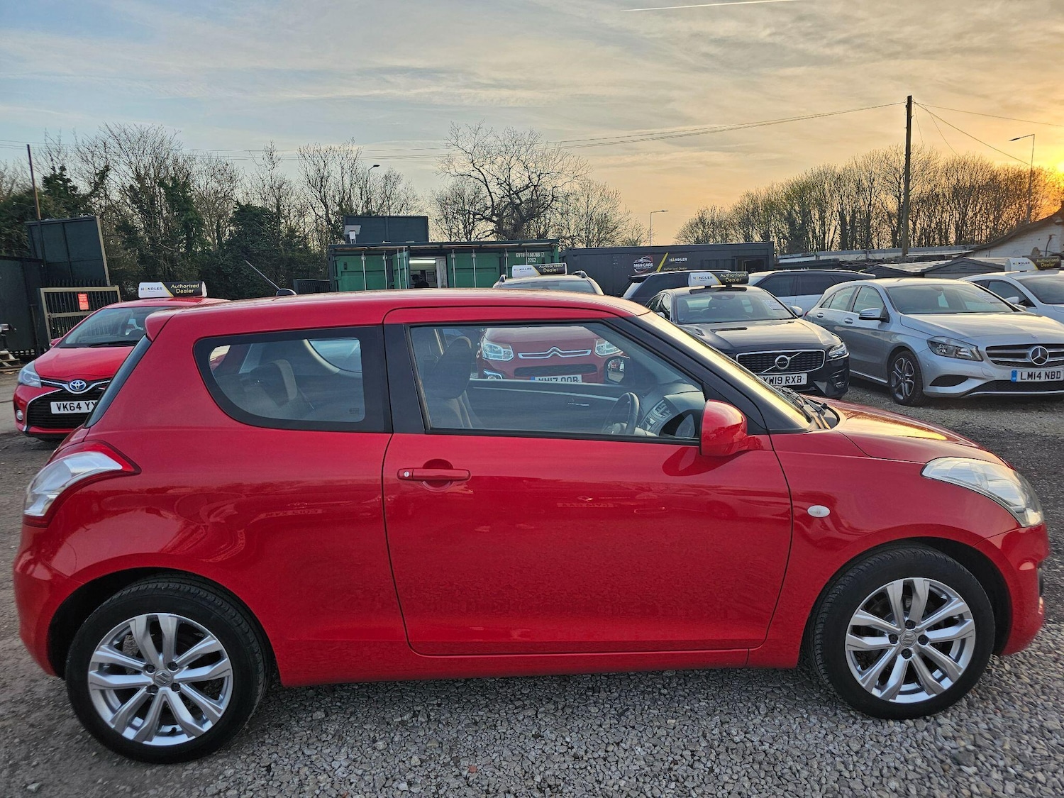 Used Suzuki Swift for sale - 77958570: Photo 8