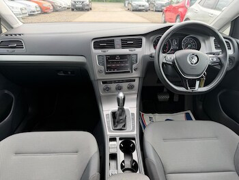Used Volkswagen Golf 2015 for sale - 78503876: Photo