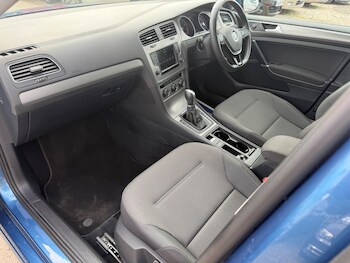 Used Volkswagen Golf 2015 for sale - 78503876: Photo