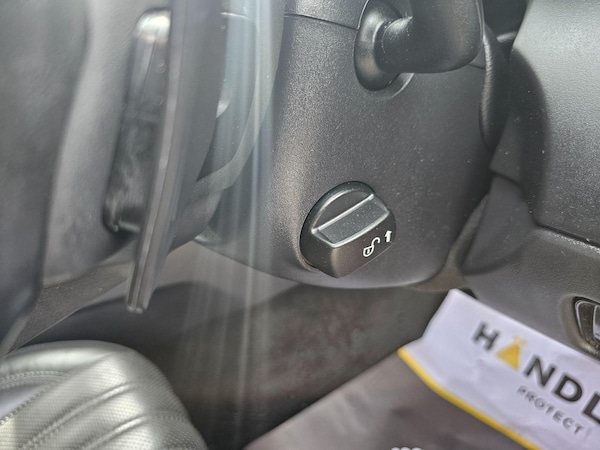 Used Jaguar XF 2017 for sale - 74787739: Photo 36