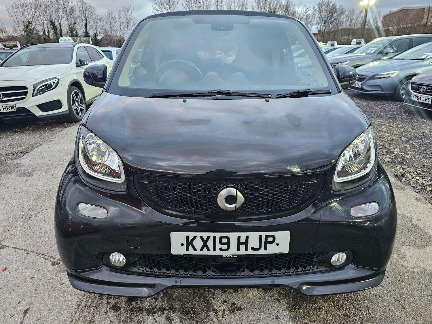 Used smart fortwo 2019 for sale - 76634033: Photo 1