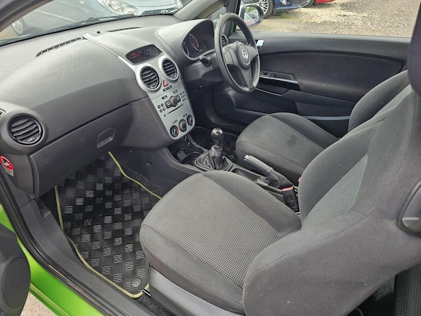 Used Vauxhall Corsa 2014 for sale - 74965978: Photo 3