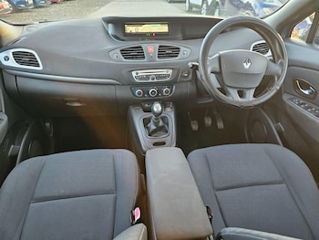 Used Renault Scenic 2010 for sale - 75866859: Photo