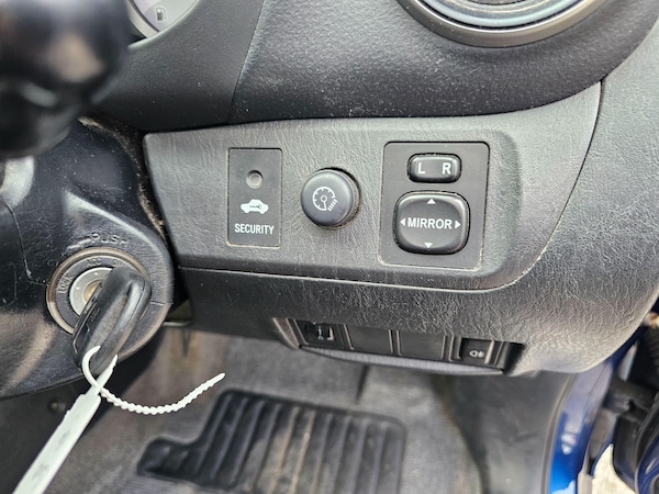 Used Toyota RAV4 2005 for sale - 75657932: Photo 22