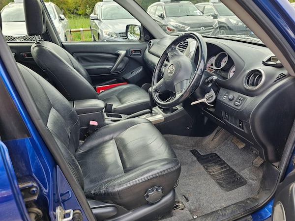Used Toyota RAV4 2005 for sale - 75657932: Photo 3