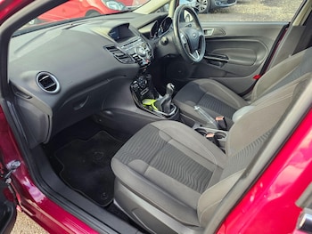 Used Ford Fiesta 2015 for sale - 76824135: Photo