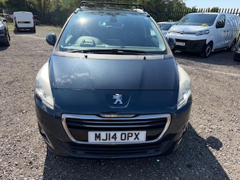 Used Peugeot 5008 2014 for sale - 79094007: Photo