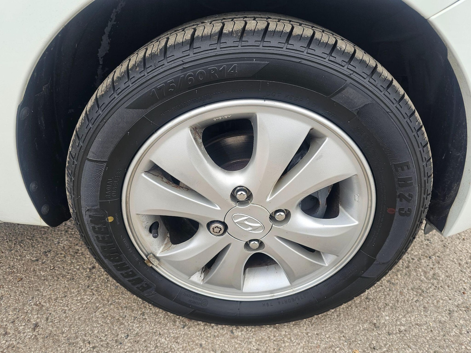 Used Hyundai i10 2013 for sale - 76314928: Photo 32