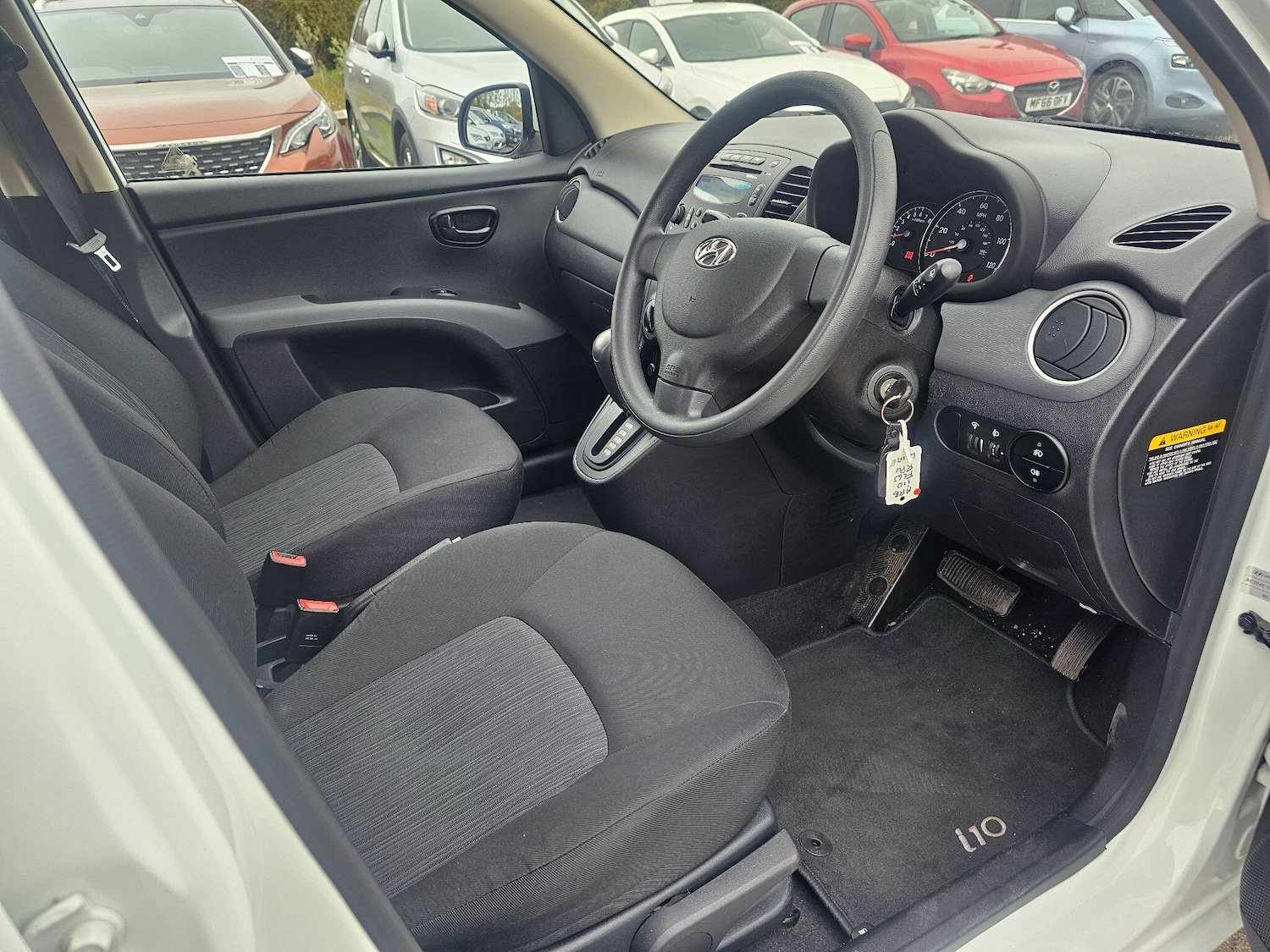 Used Hyundai i10 2013 for sale - 76314928: Photo 4