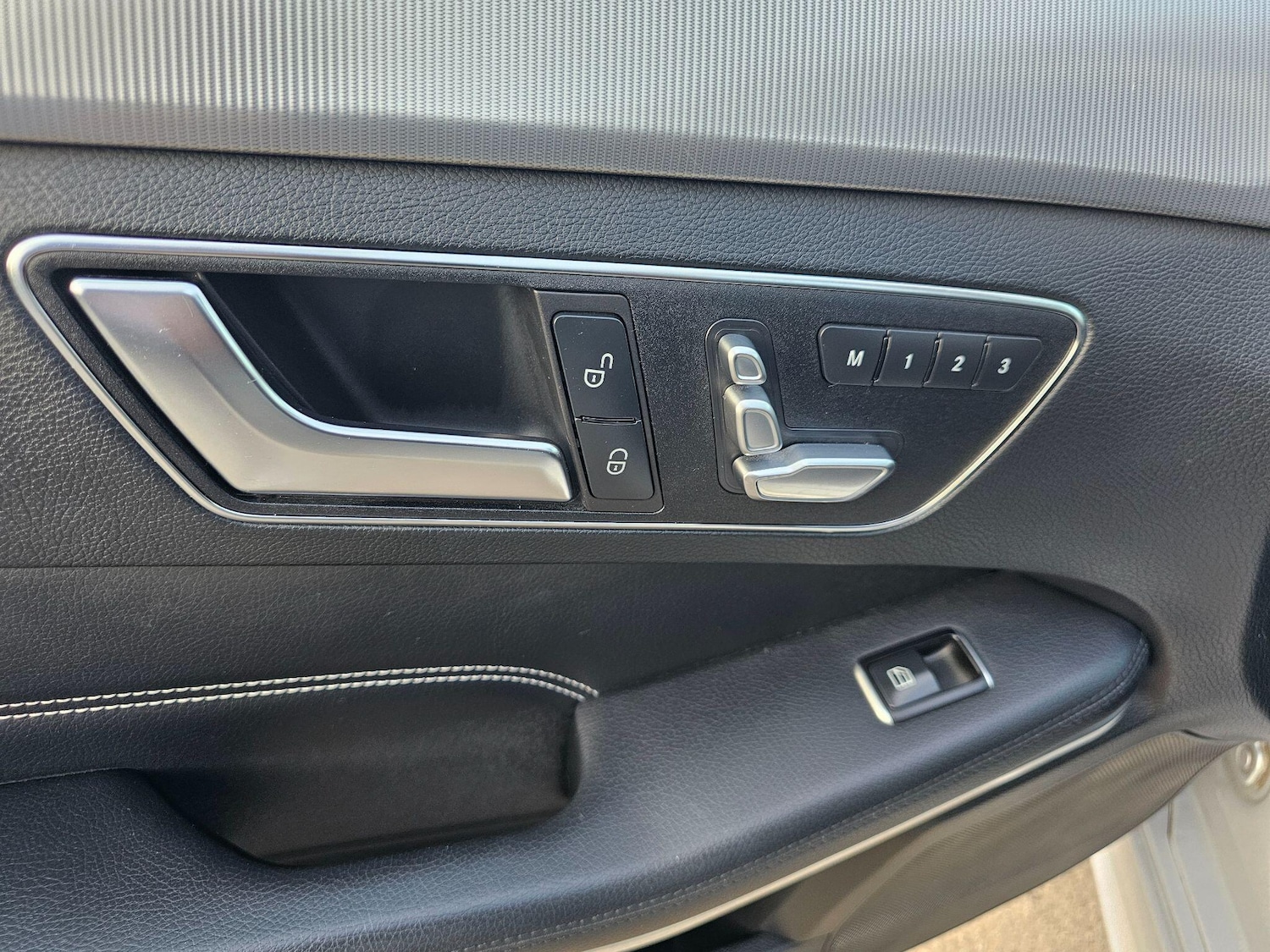 Used Mercedes-Benz E Class 2016 for sale - 77940747: Photo 23