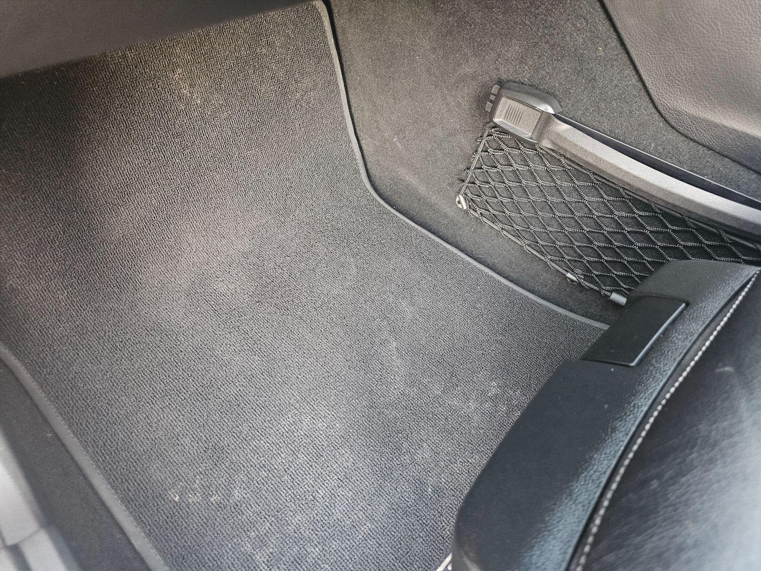 Used Mercedes-Benz E Class 2016 for sale - 77940747: Photo 25