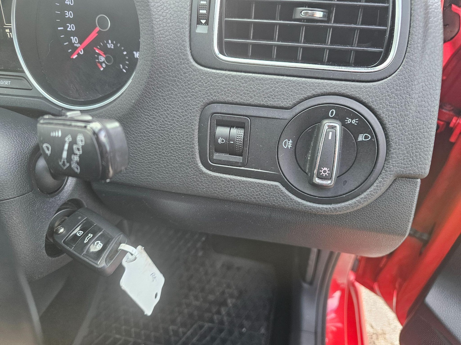 Used Volkswagen Polo for sale - 76992231: Photo 22