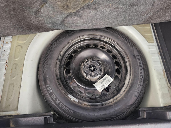 Used Vauxhall Corsa 2013 for sale - 76175133: Photo 28