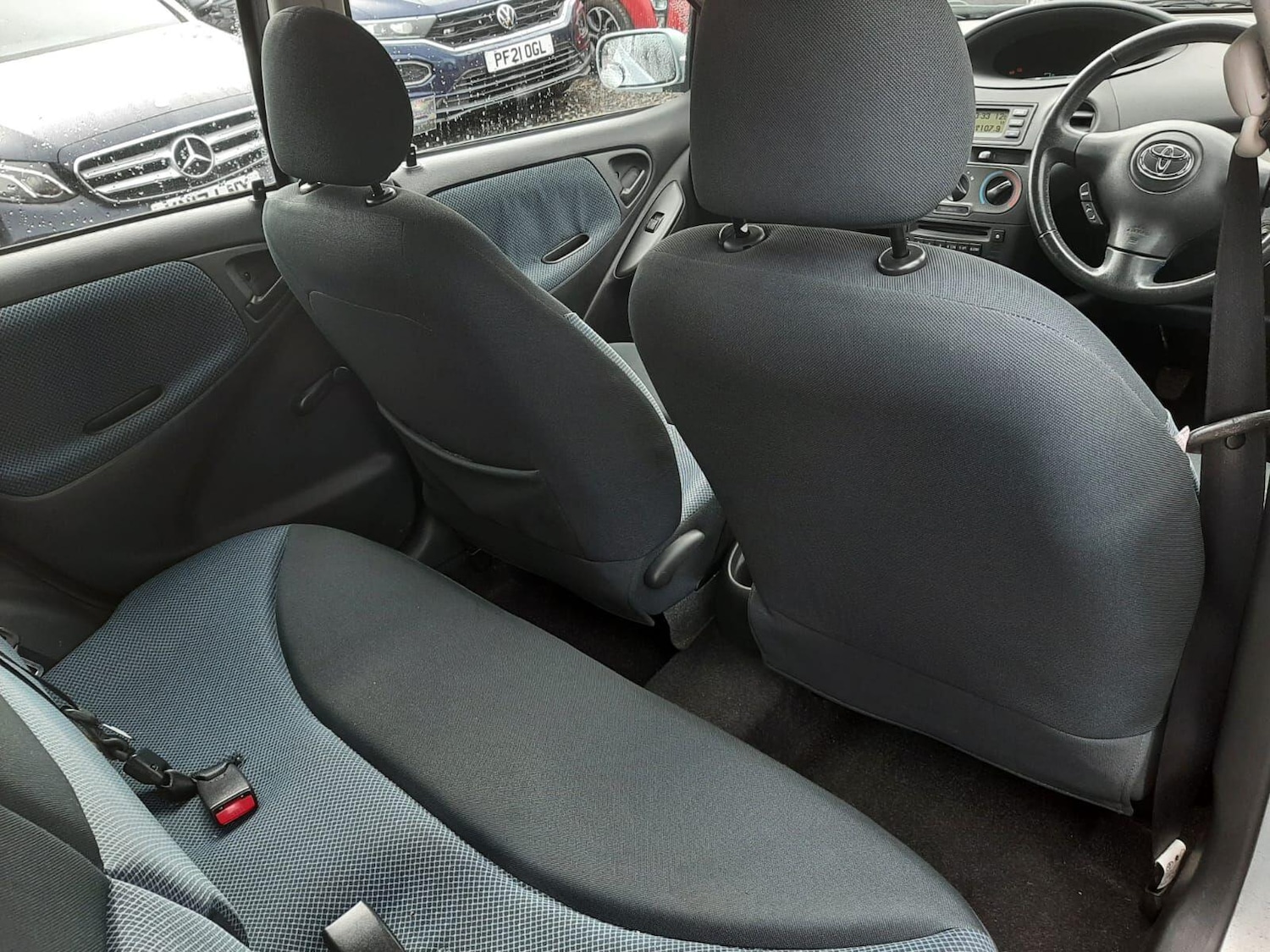 Used Toyota Yaris 2005 for sale - 77657563: Photo 15