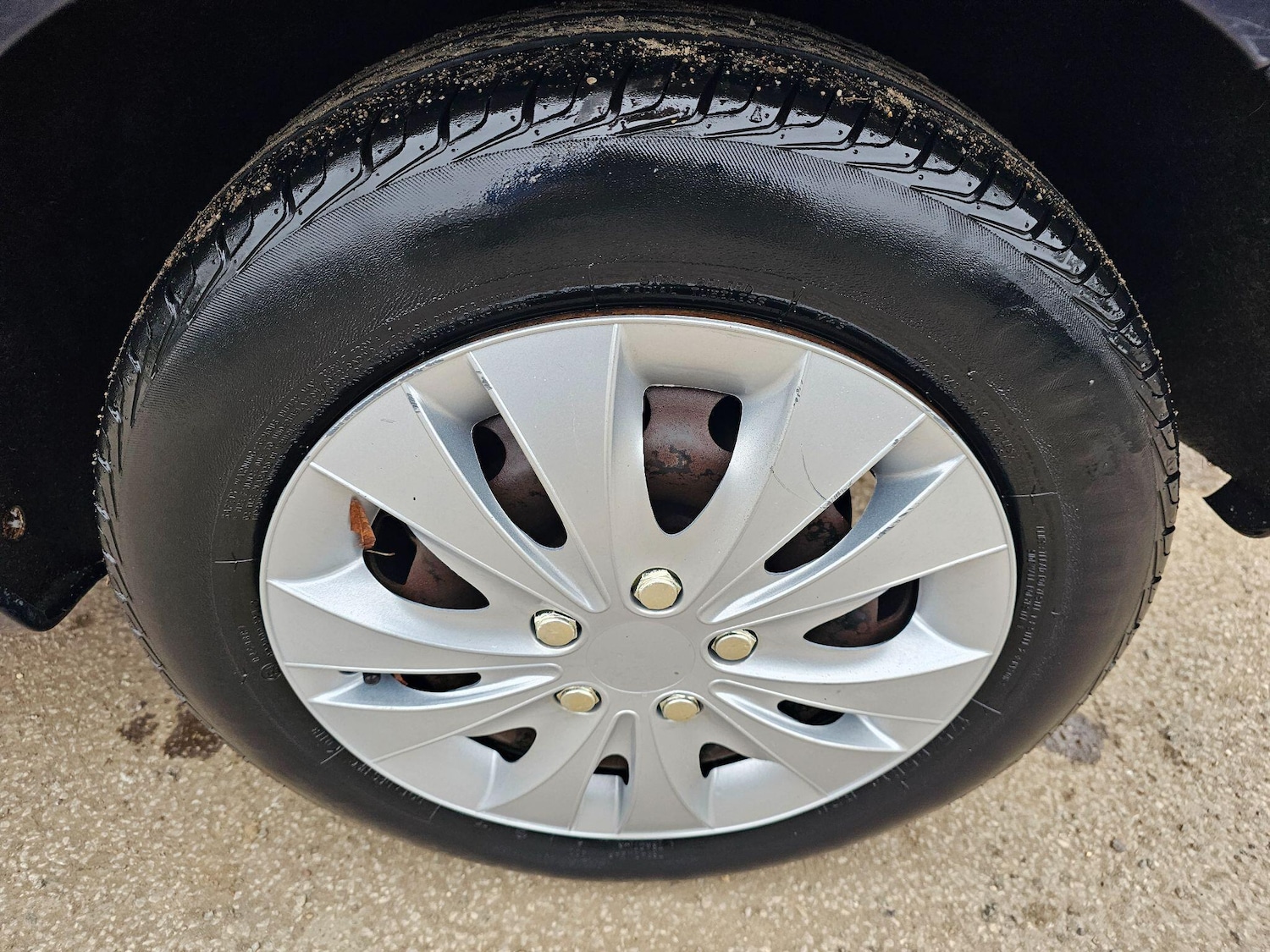 Used Toyota Yaris 2005 for sale - 77657563: Photo 19