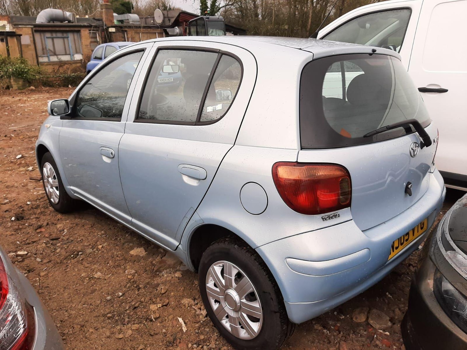 Used Toyota Yaris 2005 for sale - 77657563: Photo 8