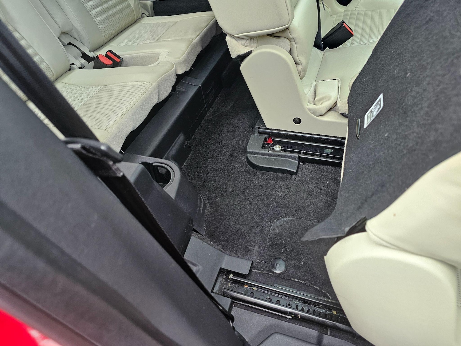 Used Land Rover Discovery Sport 2016 for sale - 76667053: Photo 17