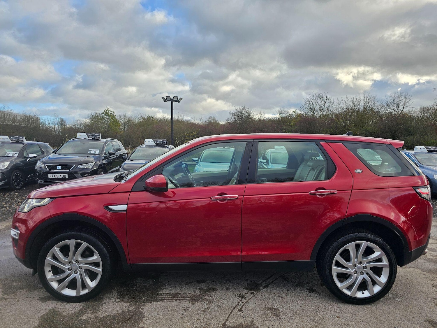 Used Land Rover Discovery Sport 2016 for sale - 76667053: Photo 2