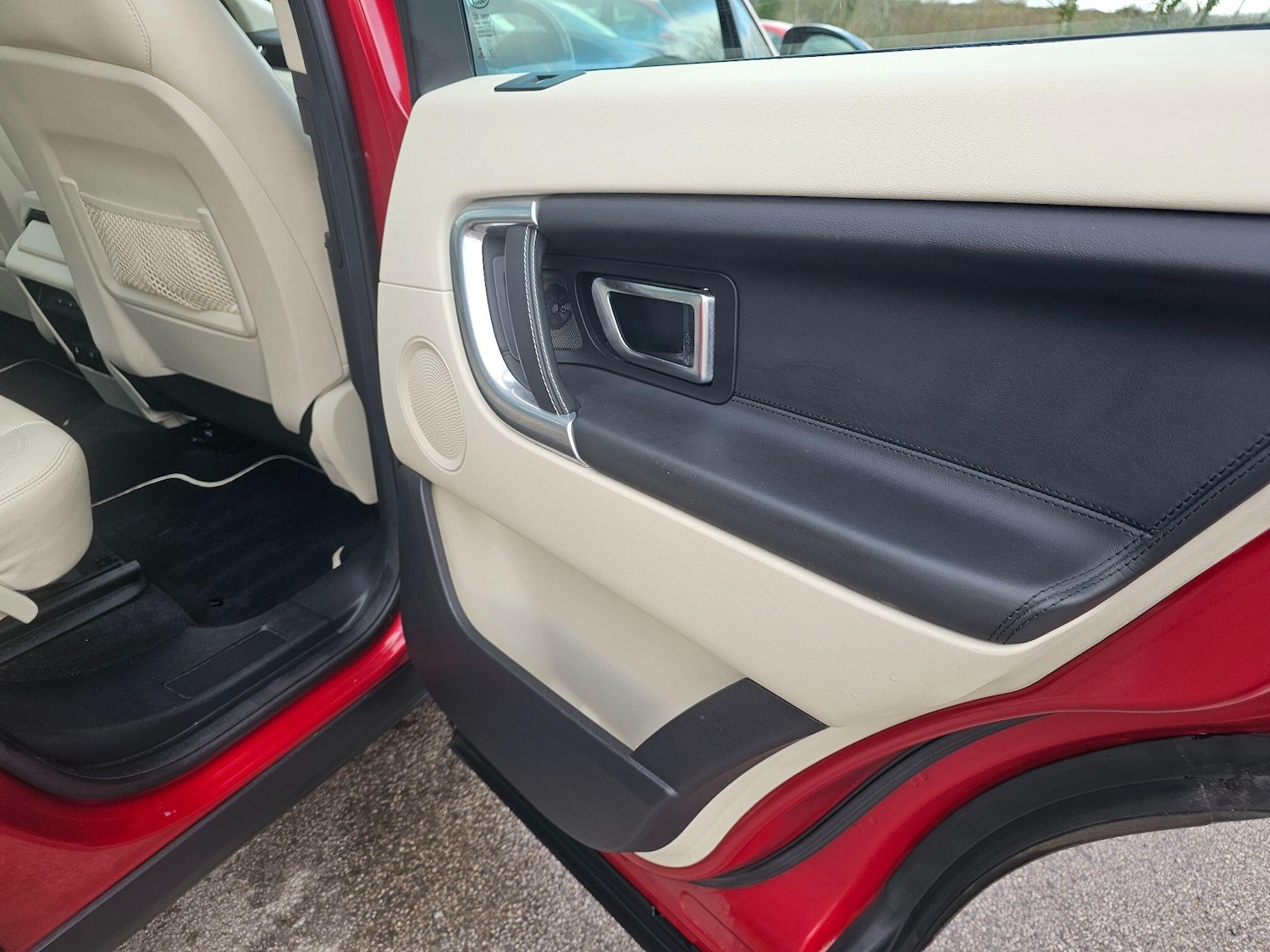 Used Land Rover Discovery Sport 2016 for sale - 76667053: Photo 31