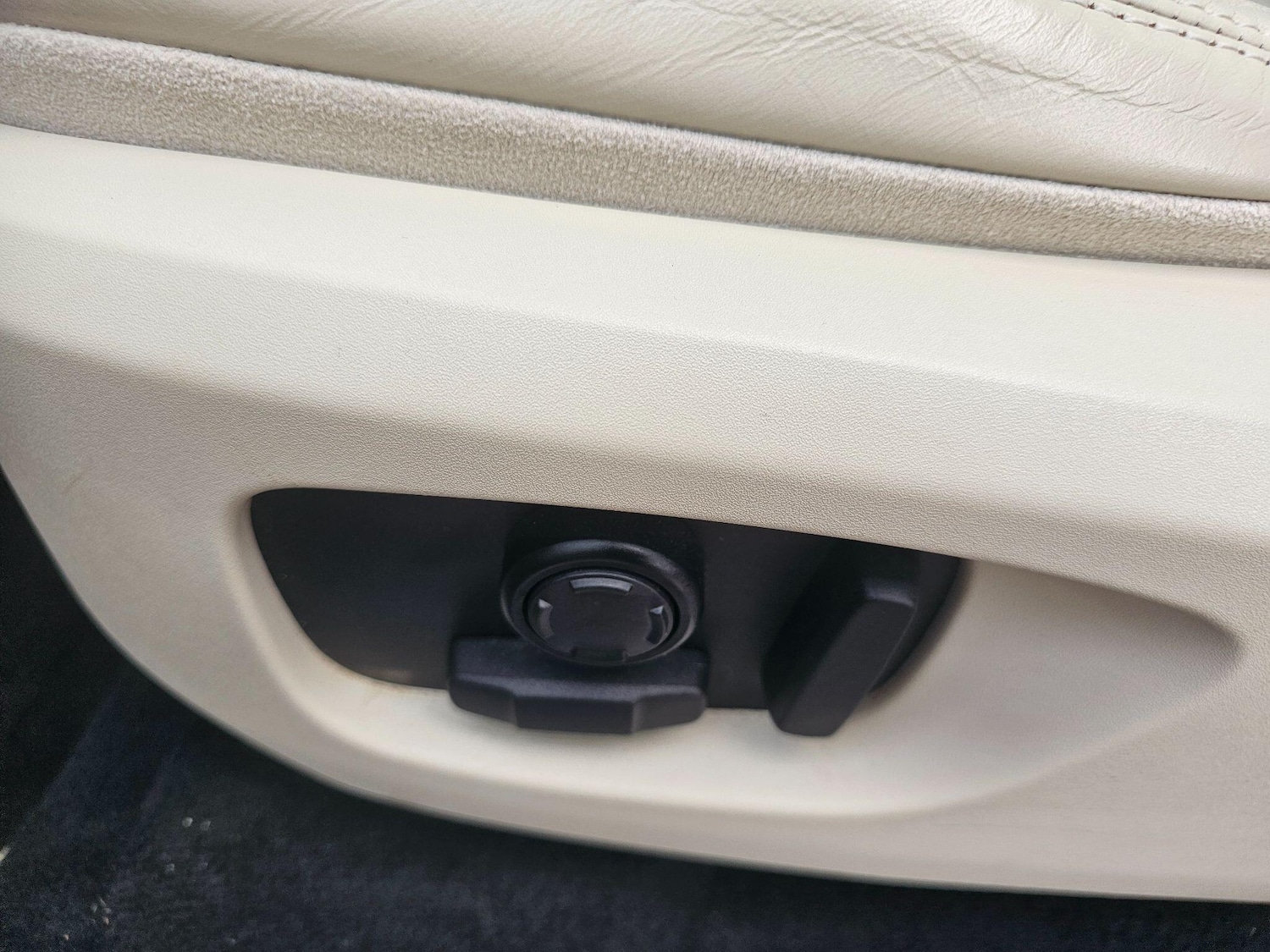 Used Land Rover Discovery Sport 2016 for sale - 76667053: Photo 36