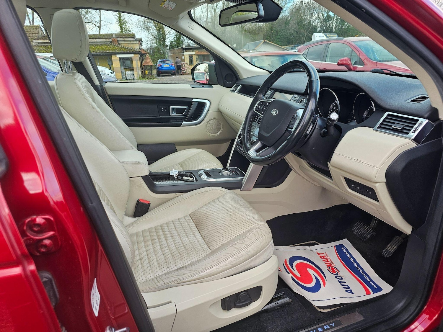 Used Land Rover Discovery Sport 2016 for sale - 76667053: Photo 6