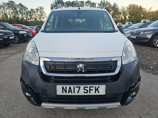 Used Peugeot Partner Tepee 2017 for sale - 76072233: Photo 1