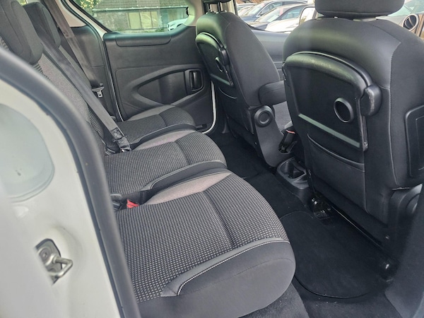 Used Peugeot Partner Tepee 2017 for sale - 76072233: Photo 22
